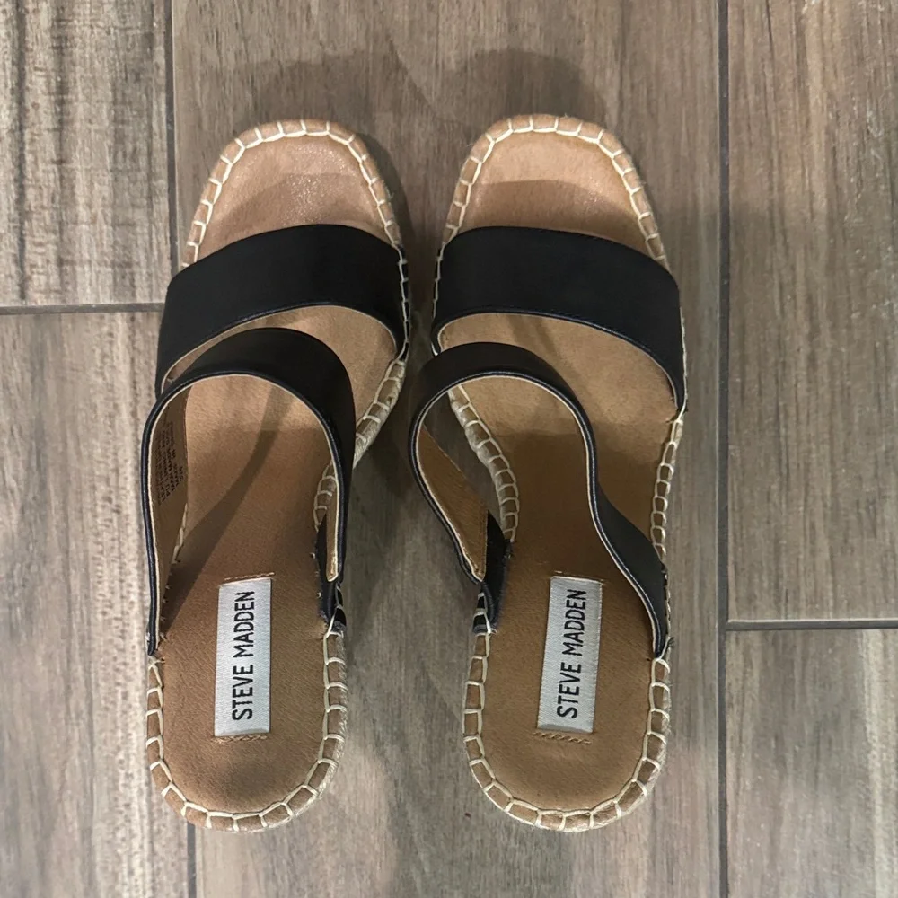 Steve Madden Black and Tan Espadrille Sandals